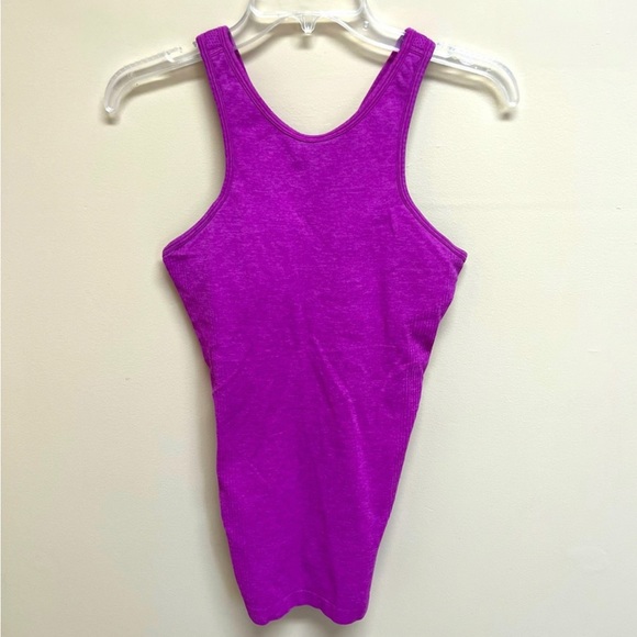 lululemon athletica Tops - Lululemon workout tank